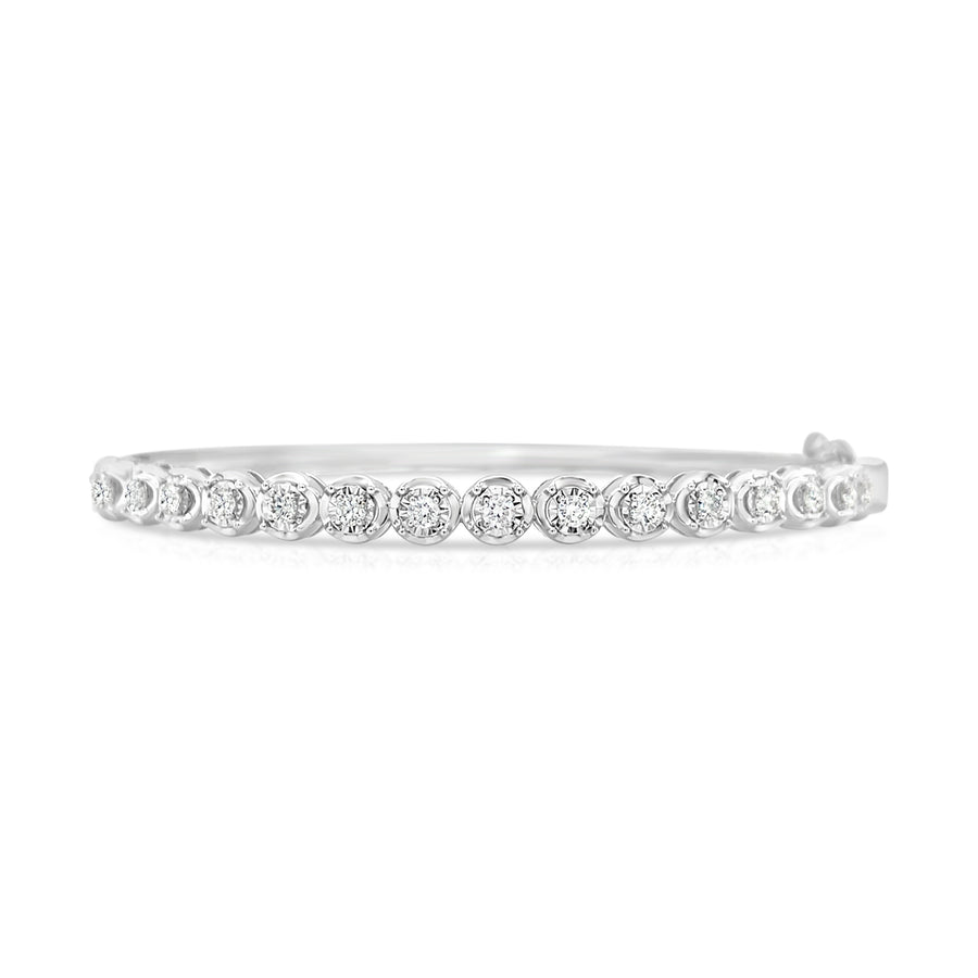 Silver bracelet with small diamonds