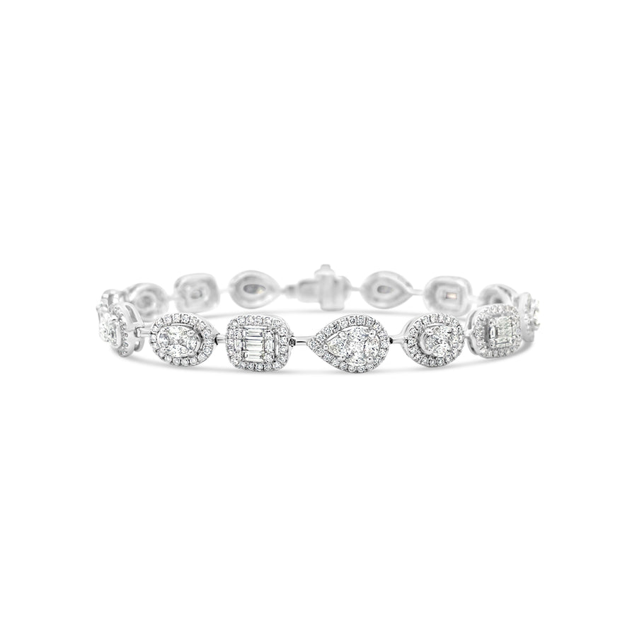 Silver bracelet with diamond accents